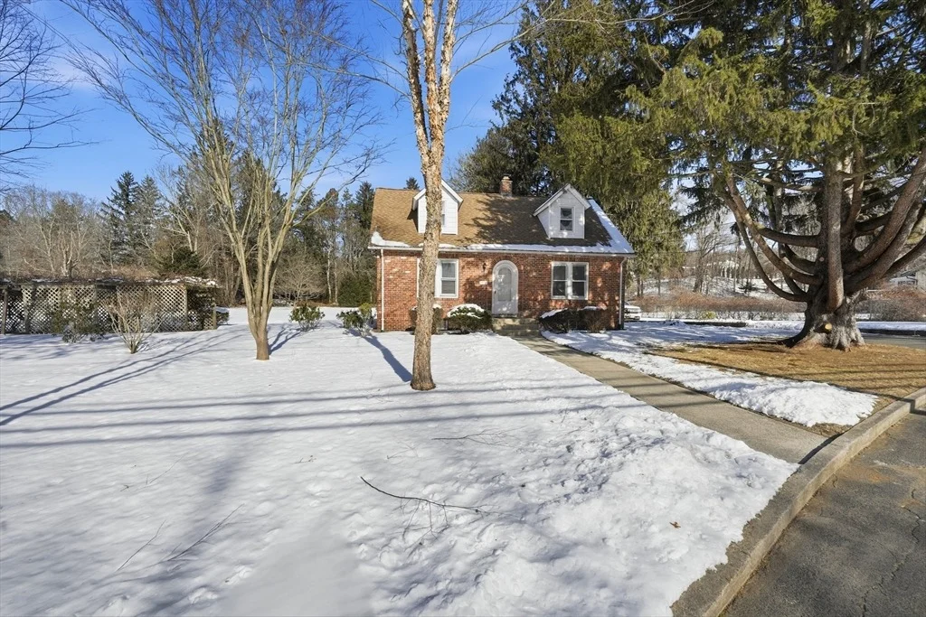 Photo of 3076 Boston Rd
