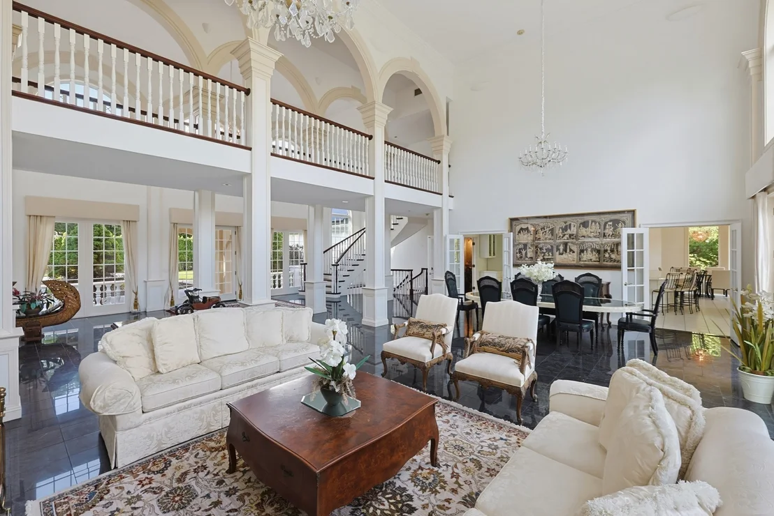 Photo of 88 Fairway Dr