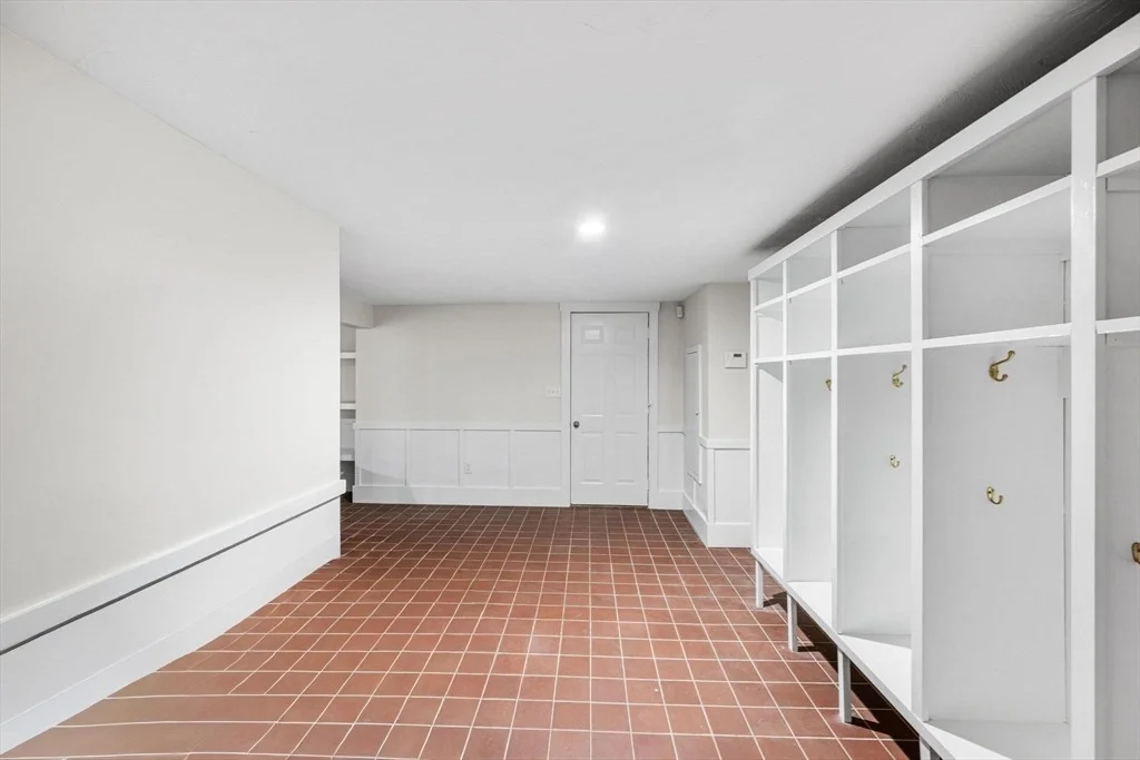 Photo of 4 Skyview Dr