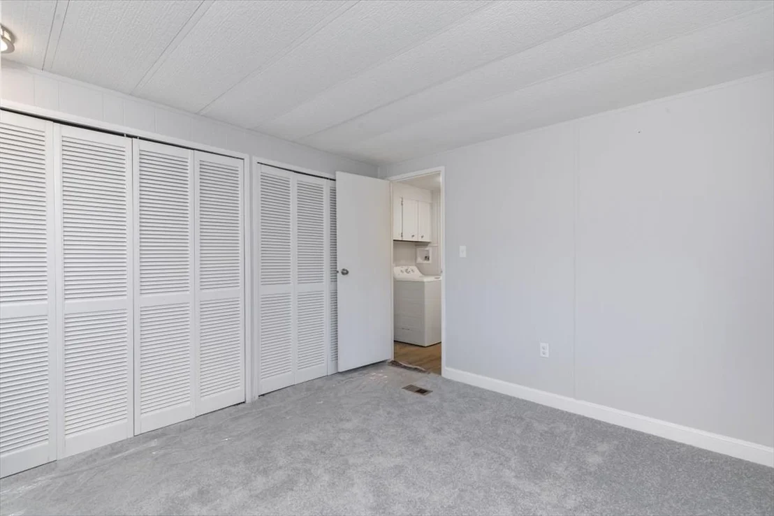 Photo of 4 Lisa Cir