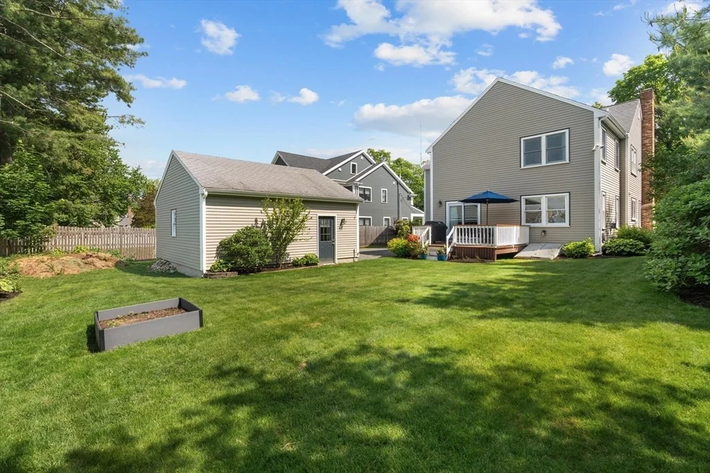 Photo of 104 Pine Grove St
