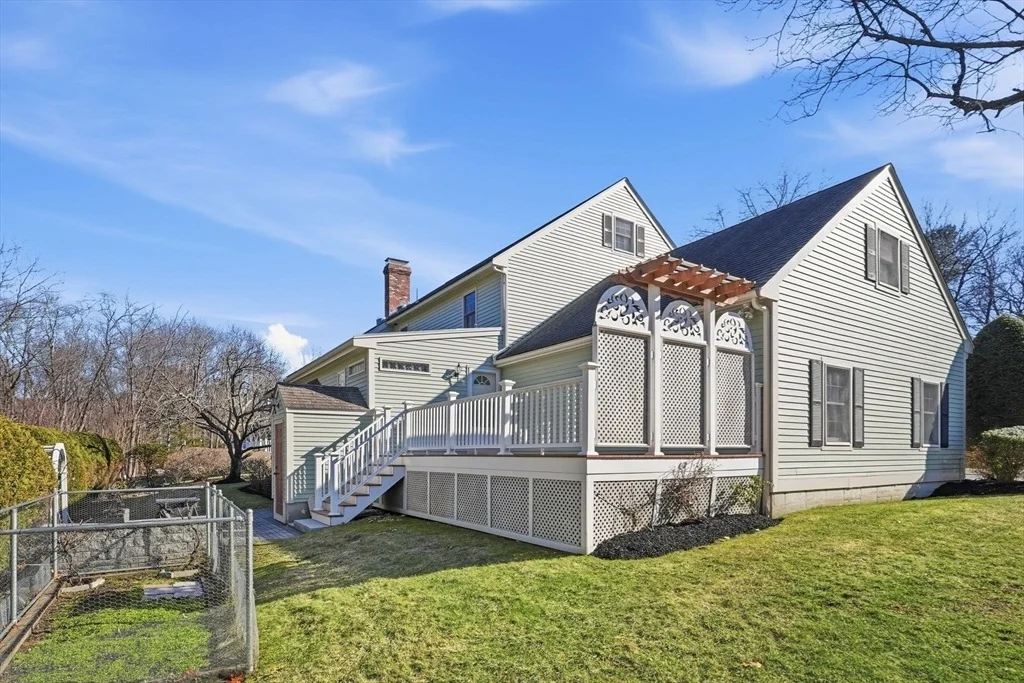 Photo of 37 Fairchild Dr