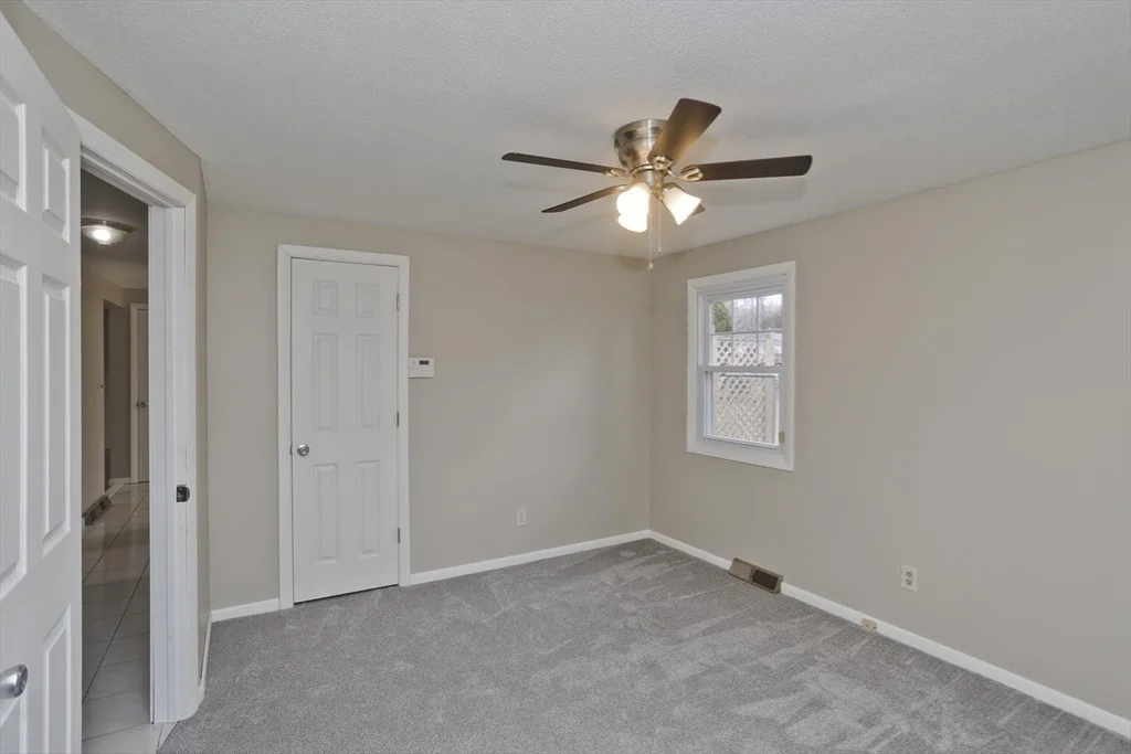 Photo of 75 Penncastle St