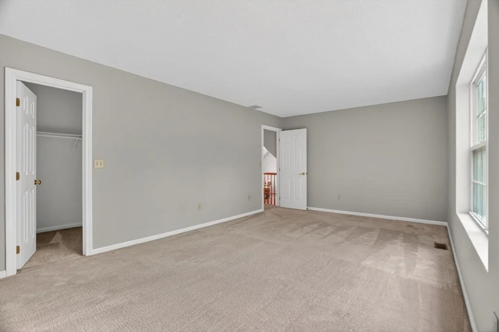 Photo of 9 Grover Ln