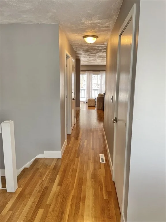 Photo of Unit 705 at 31 Blithewood Avenue