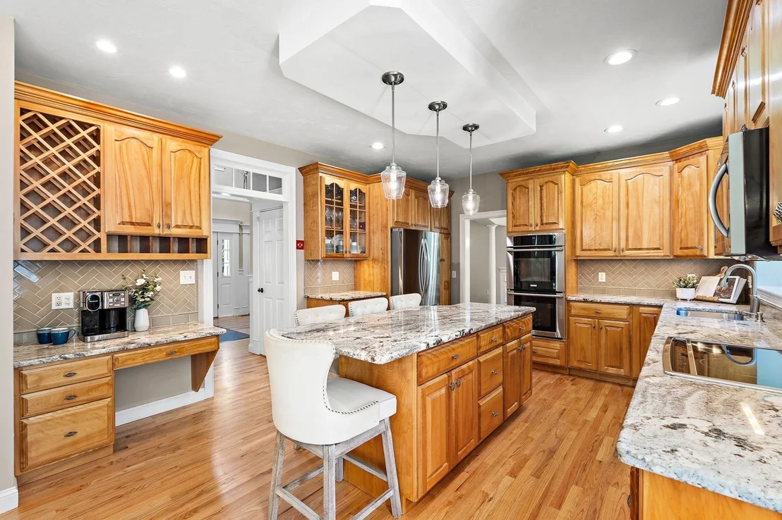 Photo of 68 Quaker Lane