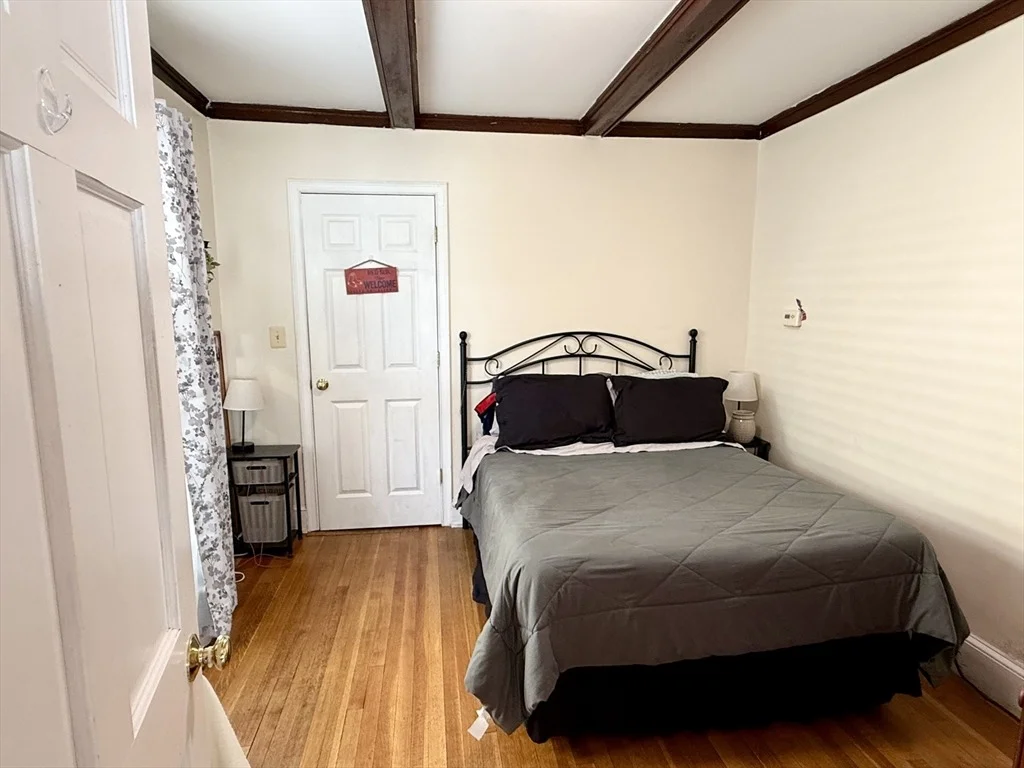 Photo of 17 Chisholm St