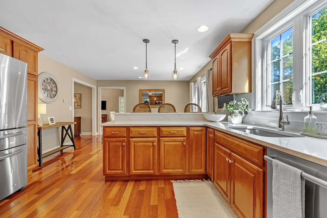 Photo of 250 Cameron Dr