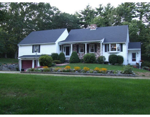 Photo of 1447 Main Street