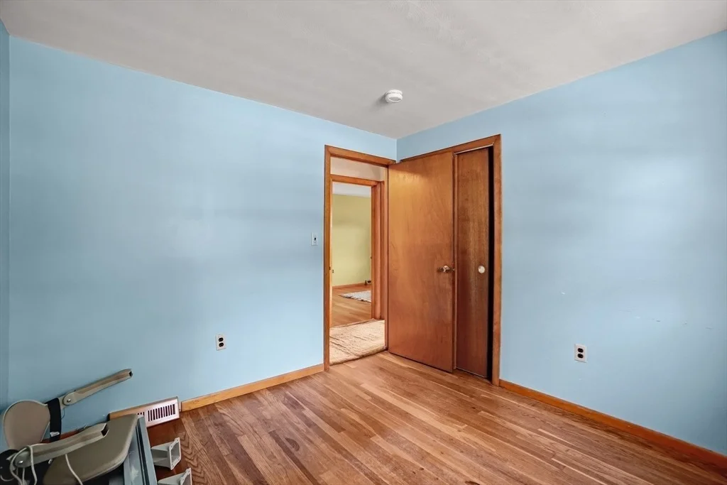 Photo of 111 Crestfield Dr