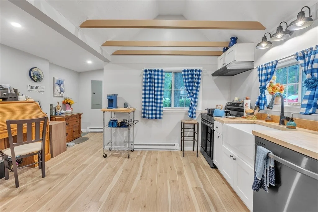 Photo of 21 Myrtle Ave