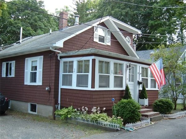 Photo of 10 Converse Ct