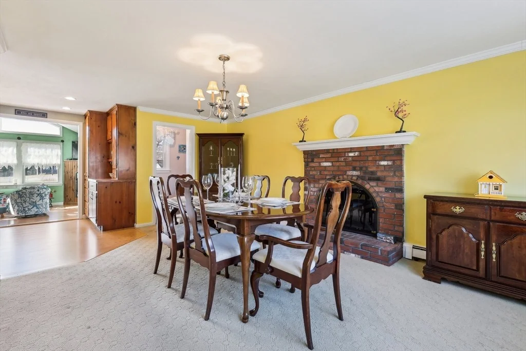 Photo of 6 Waterview Dr