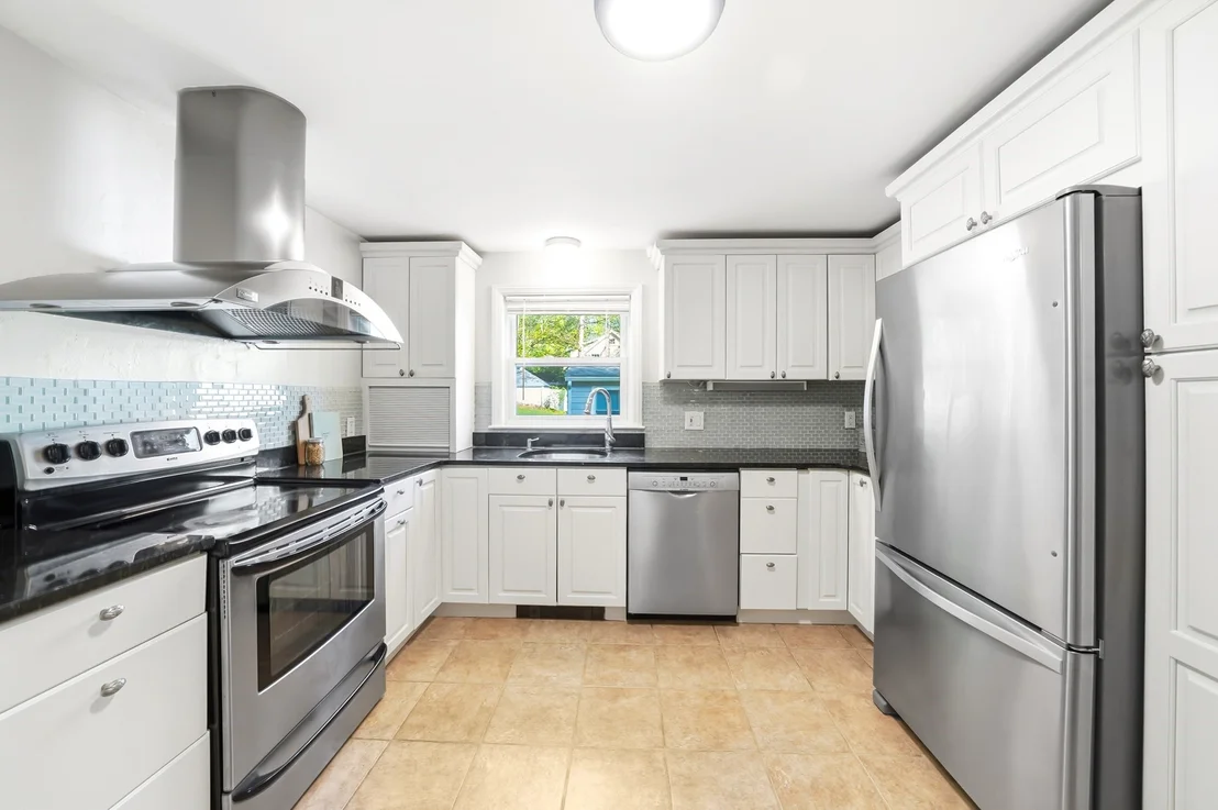 Photo of 6 Brookside Ave