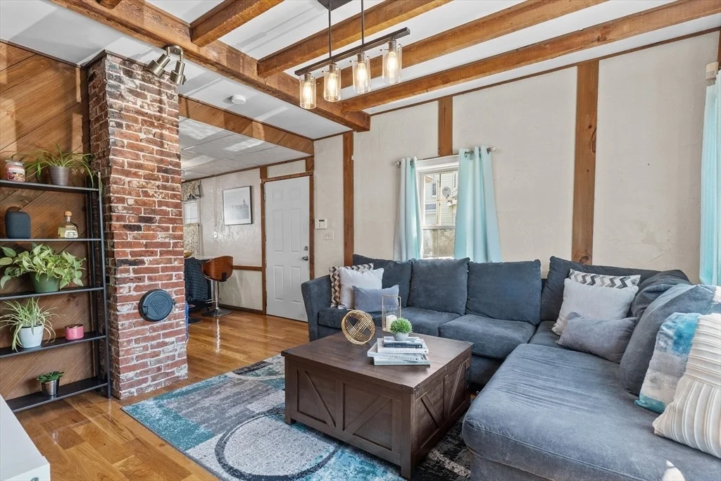 Photo of 79 Lewis St