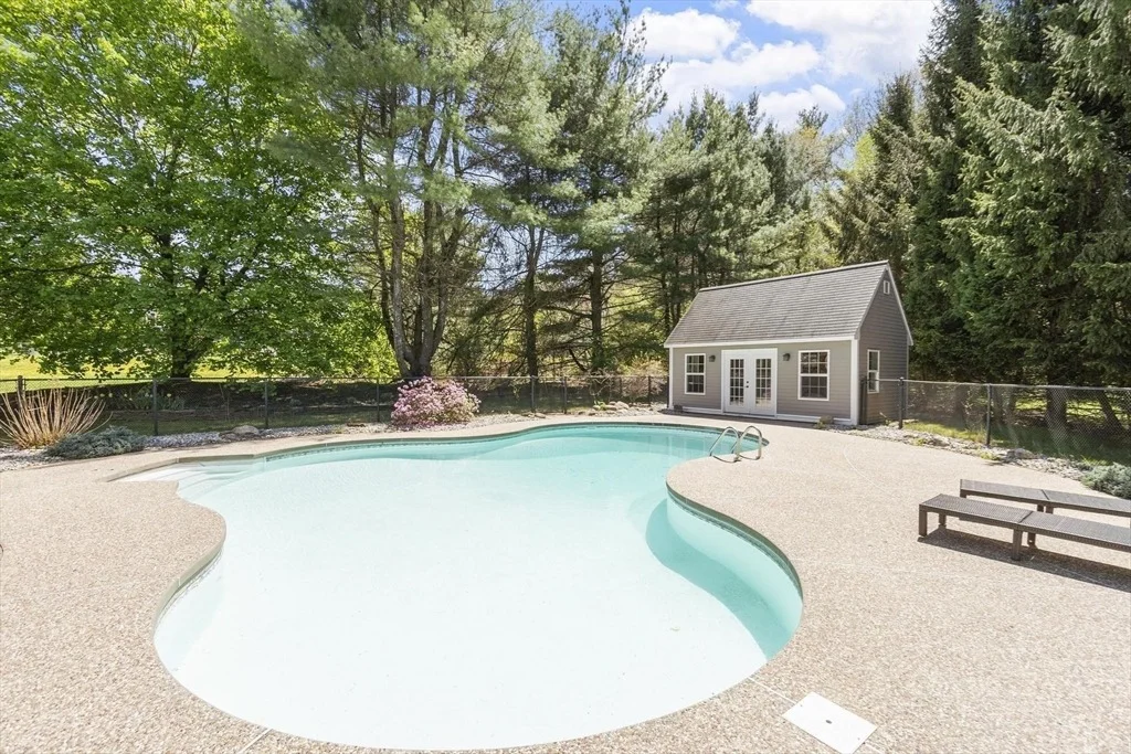Photo of 4 Ridge Rd