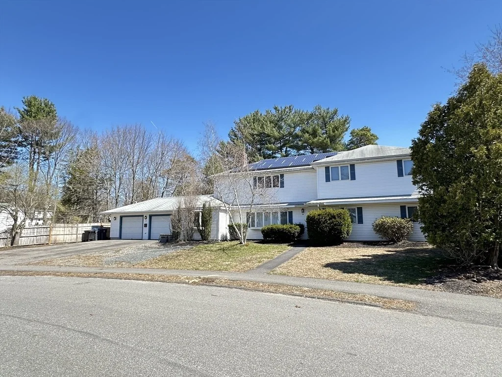 Photo of 24 Hemlock Dr