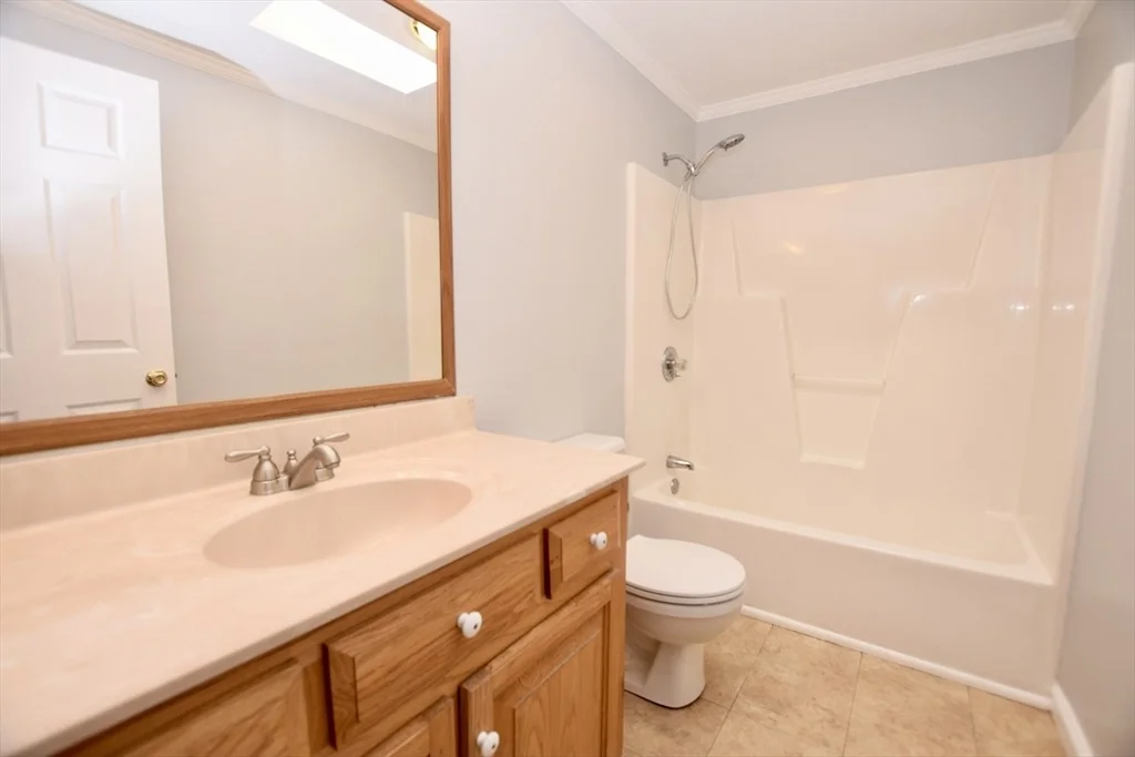 Photo of 2 Edgewood Circle