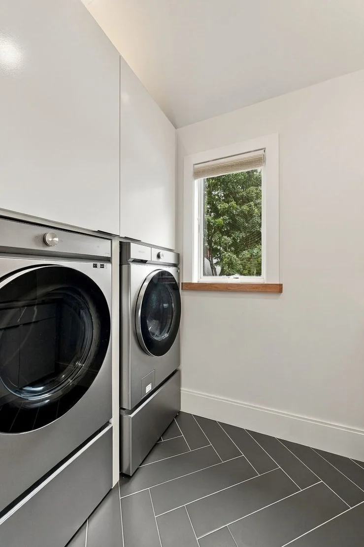 Photo of 8 Dennison Ave
