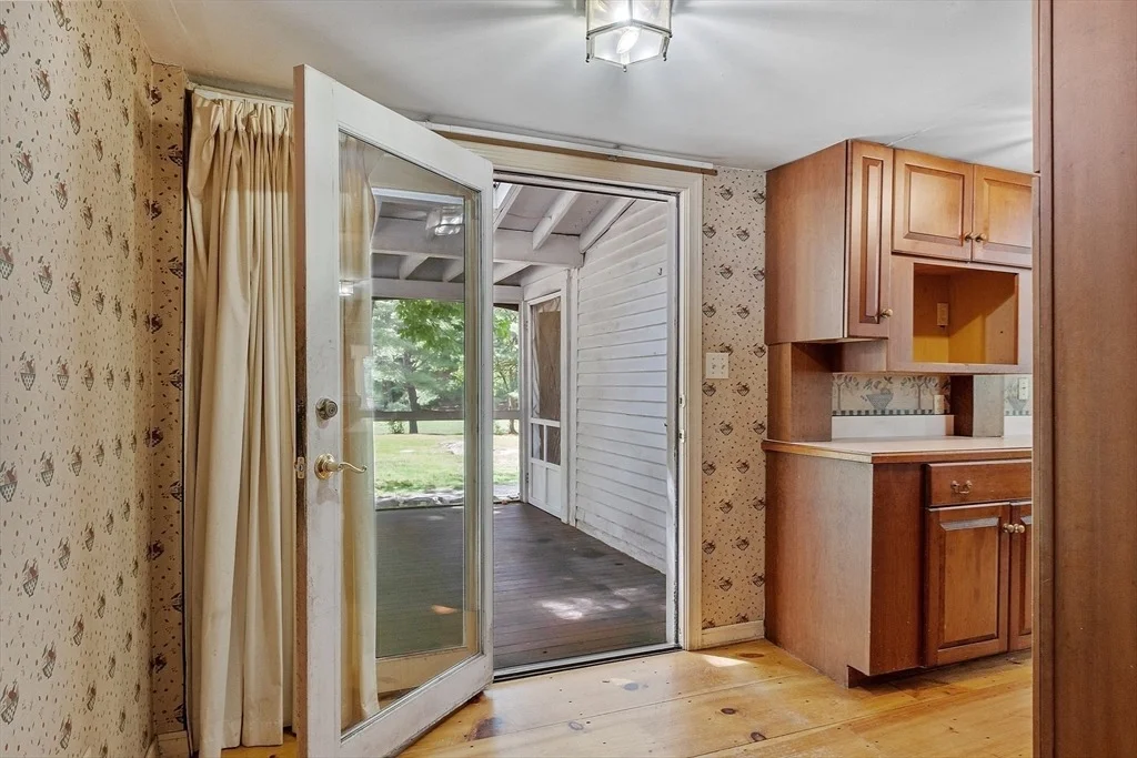 Photo of 573 Longley Rd