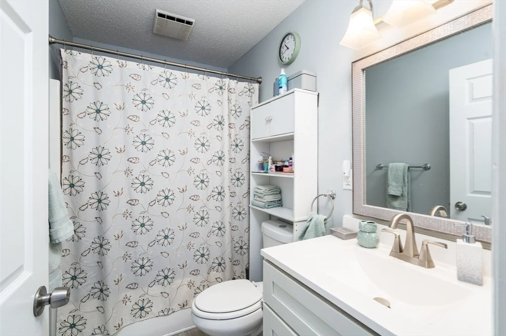 Photo of Unit K at 16 Maple Crest Cir