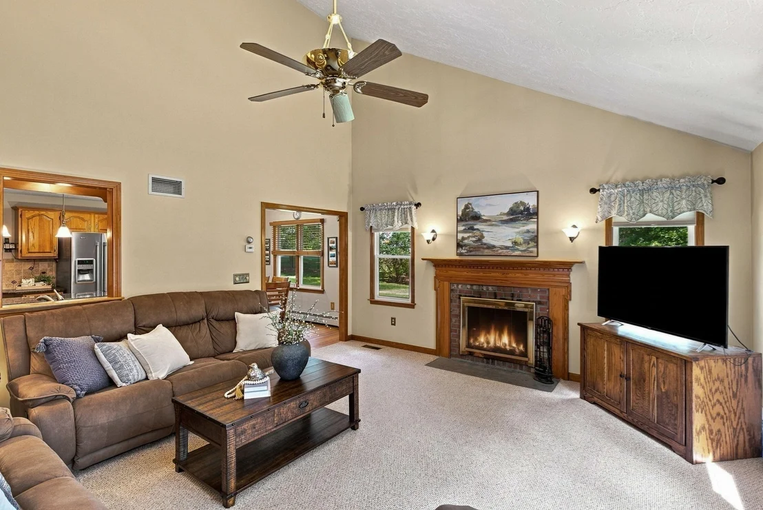 Photo of 10 Danielle Drive