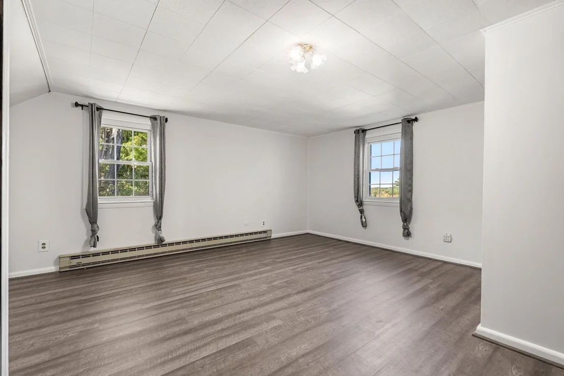 Photo of 35 Cedar Rd