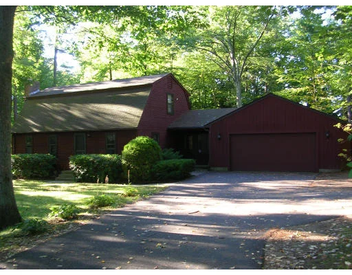 Photo of 222 Loudville Rd