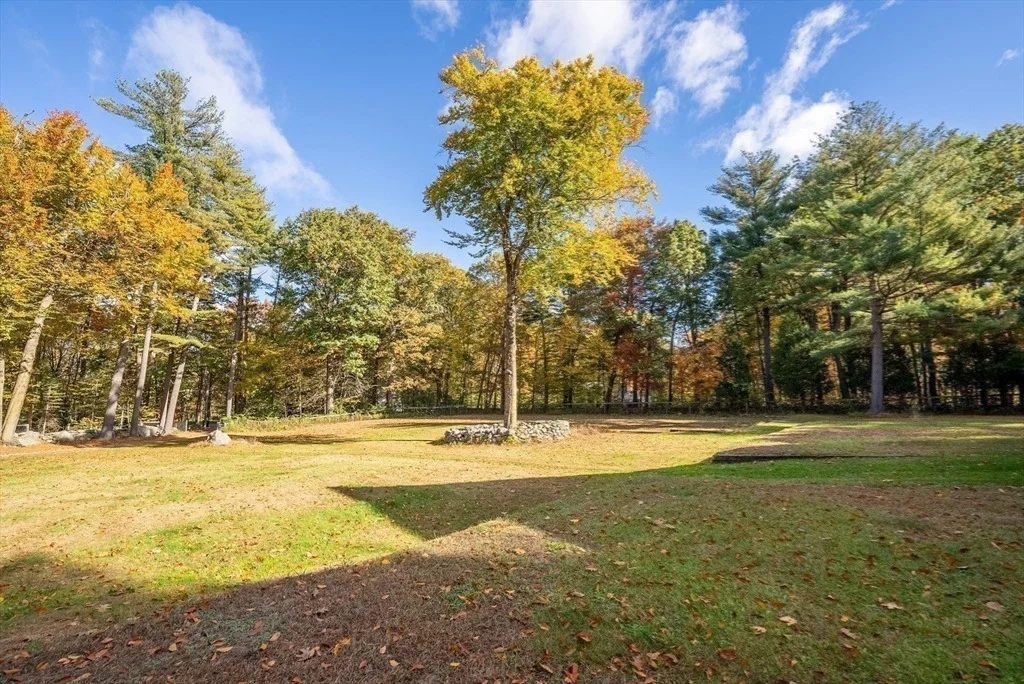 Photo of 125 West Bare Hill Road