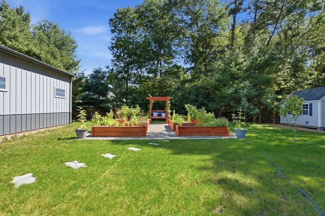 Photo of 1 Fellowship Cir