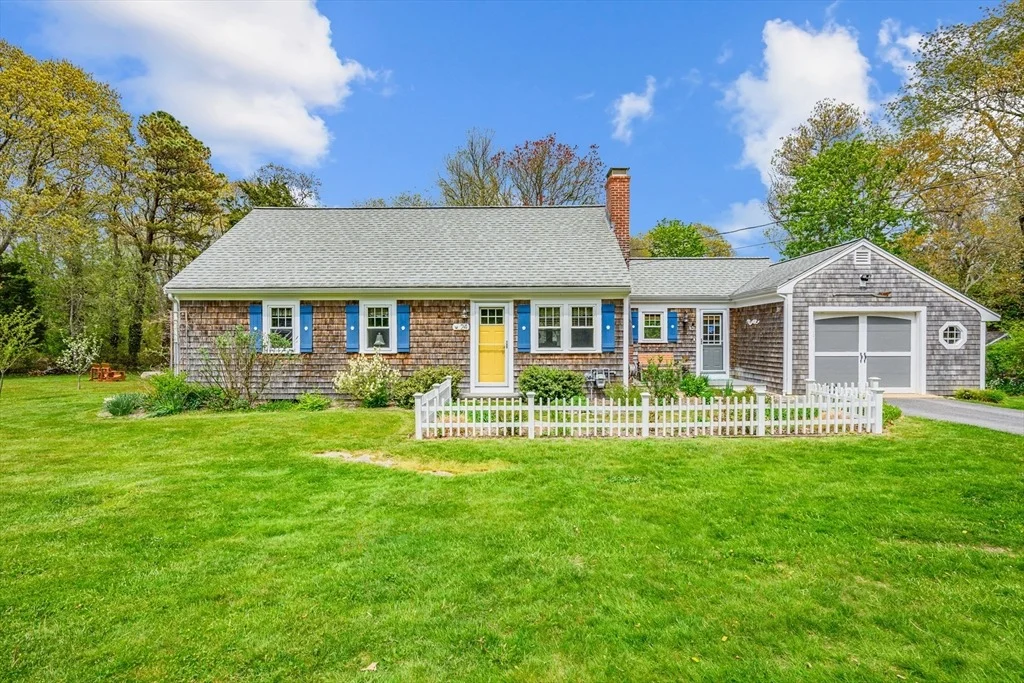 Photo of 24 Acorn Dr
