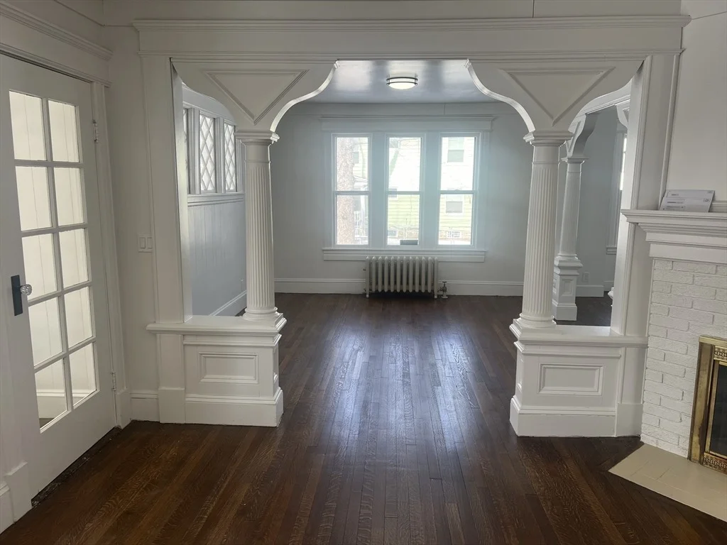 Photo of 89 Bristol St