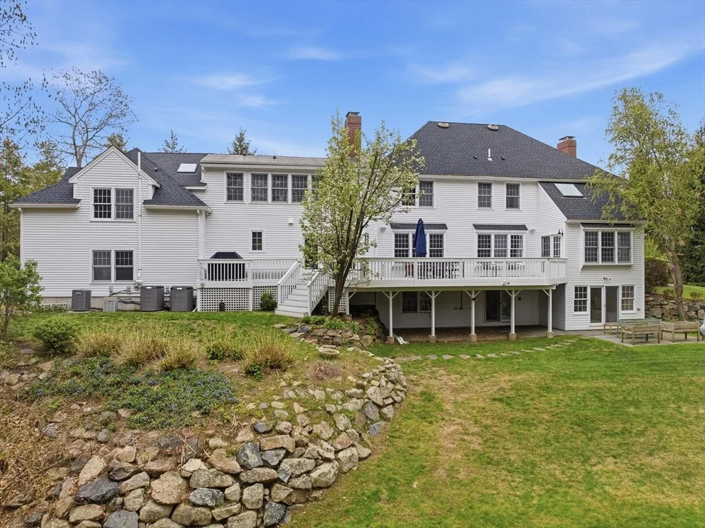 Photo of 8 Charles Davis Dr