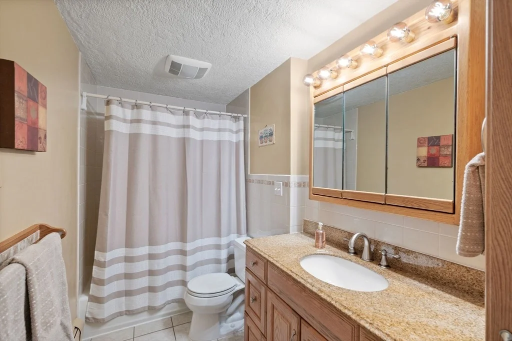 Photo of 31 Rustic Ln