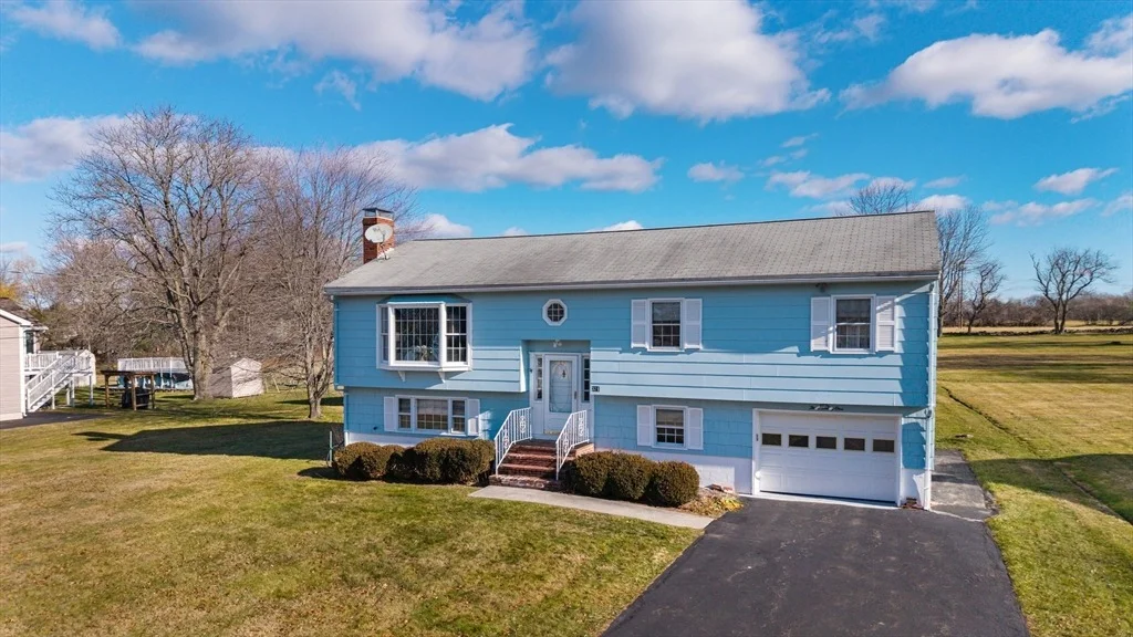Photo of 321 Old Marsh Hill Road