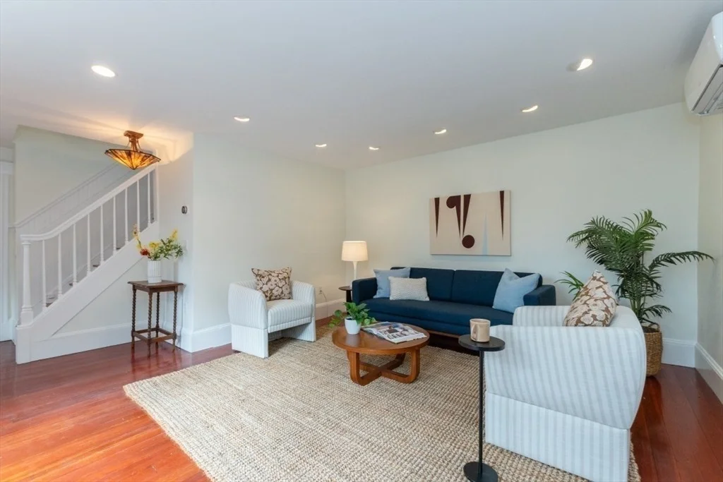 Photo of 20 Maynard Pl.