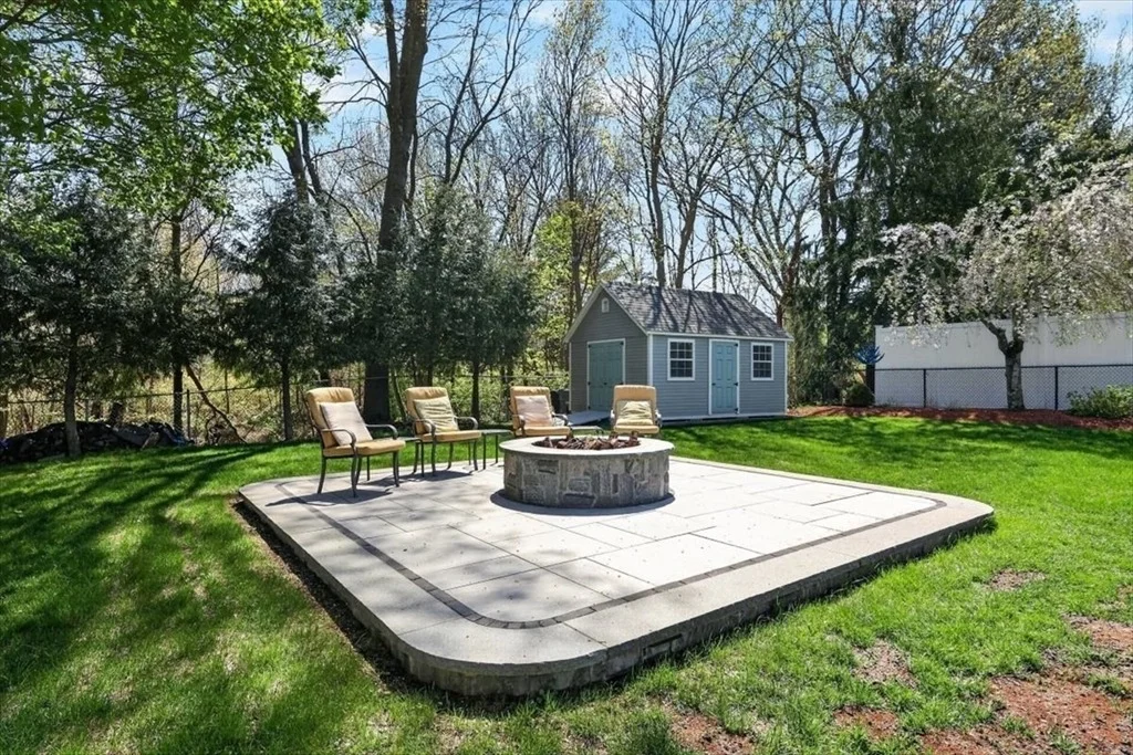 Photo of 111 Barstow Dr