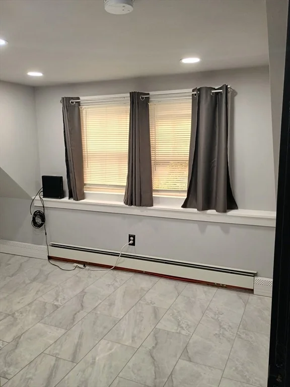 Photo of 273 Pleasant St