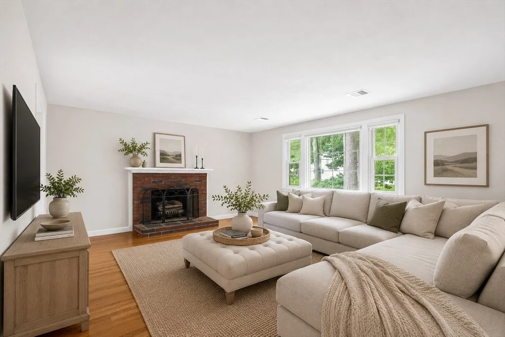 Photo of 141 Longhill Rd