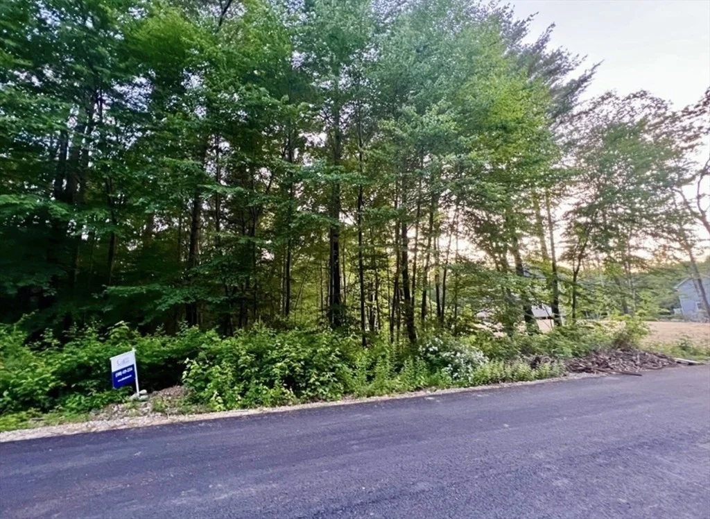 Photo of 13W Old Country Rd
