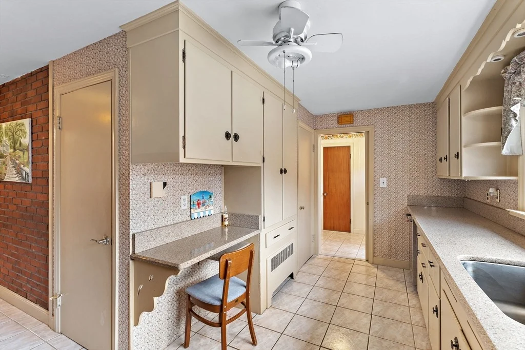 Photo of 21 Trinity Ave