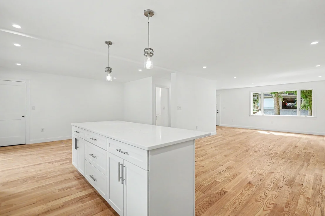 Photo of 7B Lakeshore Dr