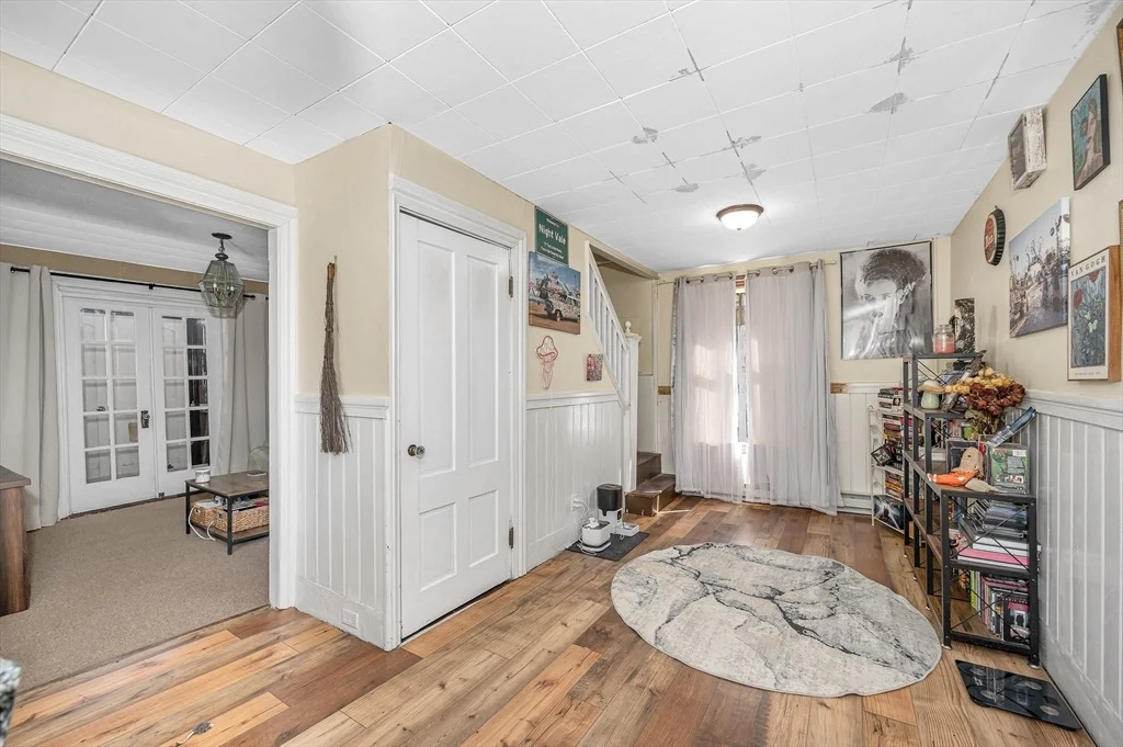 Photo of 2 Lakeview Ave