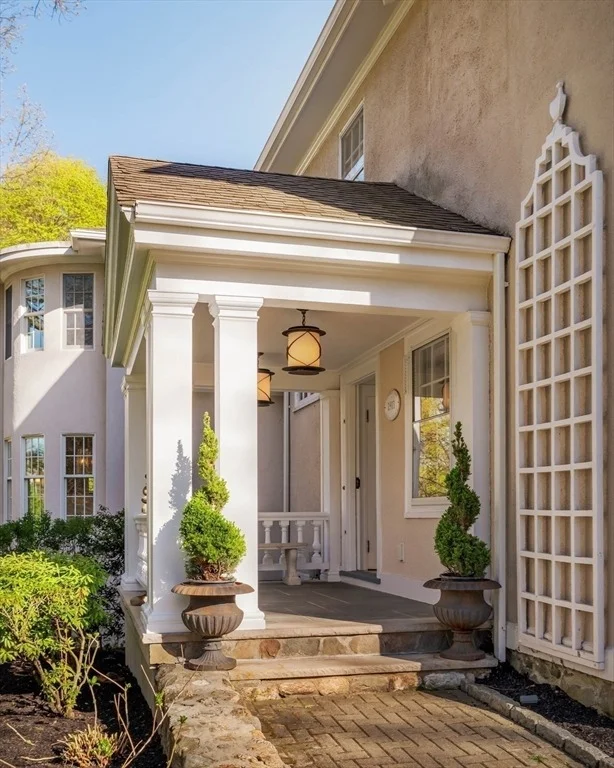 Photo of 10 Rangeley Road