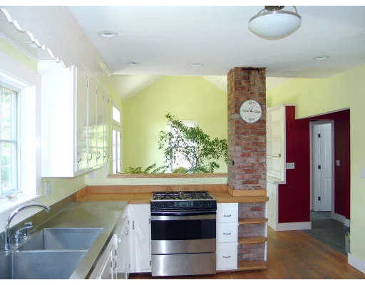 Photo of 79 Eliot St