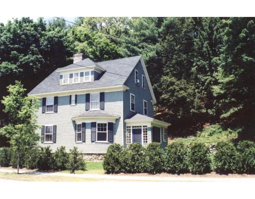 Photo of 261 Lexington Road