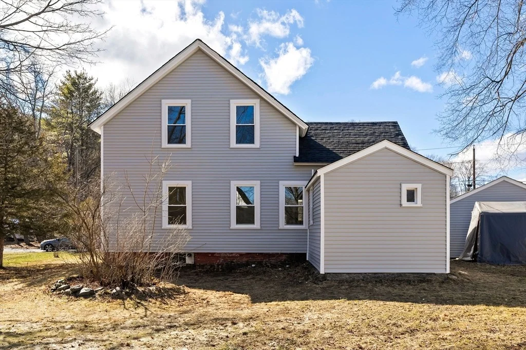 Photo of 2 Maple St