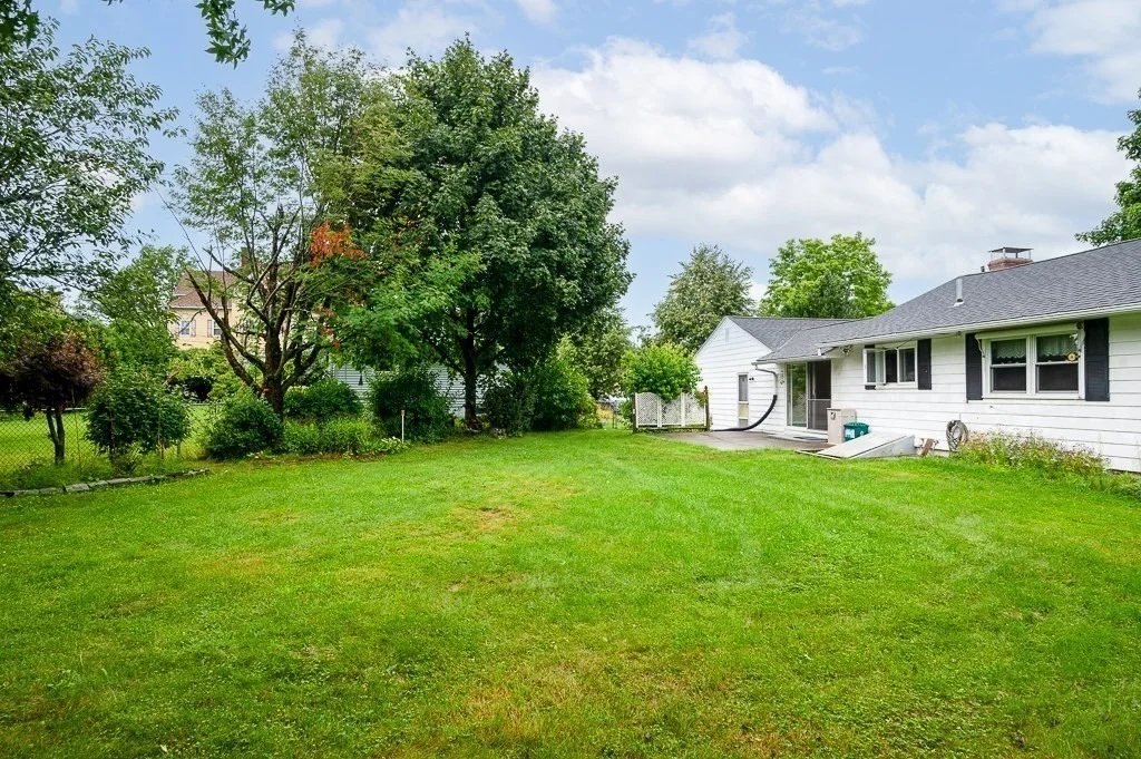 Photo of 11 Lyndale Rd