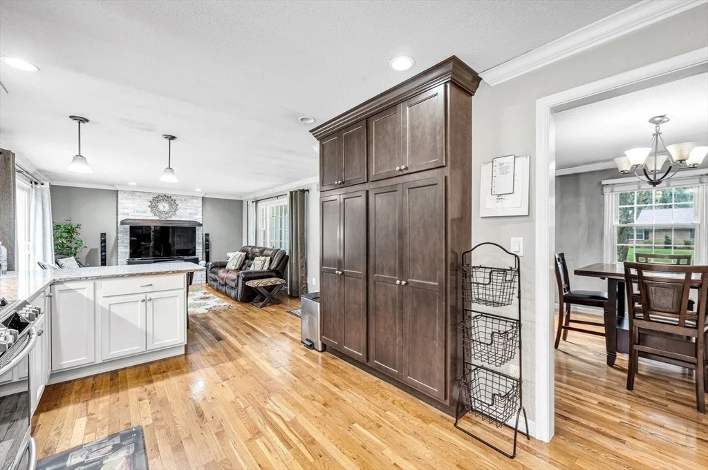 Photo of 18 Blokland Dr