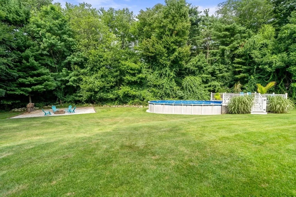 Photo of 359 Holly Rd
